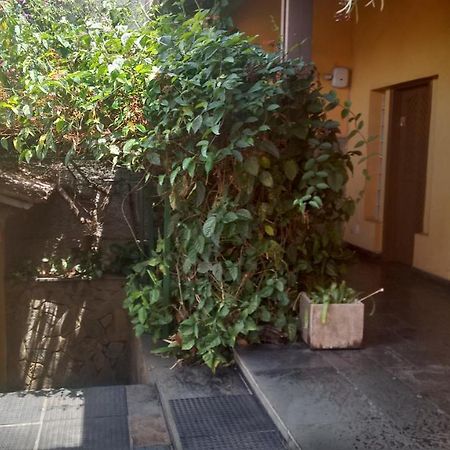 Pousada Vila Paris 벨루오리존치 외부 사진
